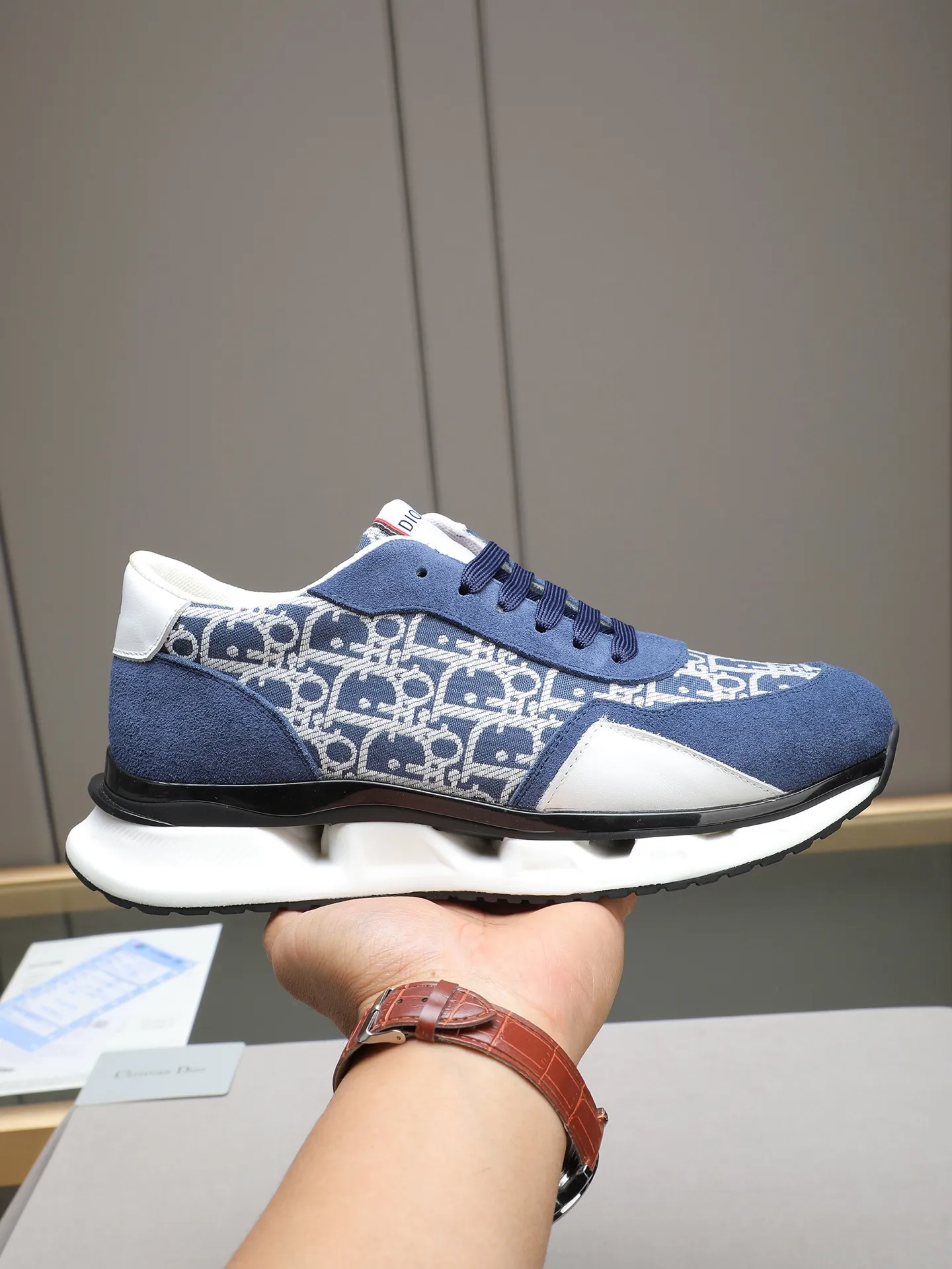 PP460 New Dior🆕The latest men's casual sports shoes, the upper is made of imported cowhide➕Dior's special material! Breathable sheepskin. The TPU blade base is lightweight and wear-resistant! Size:38-44 (45 customized)